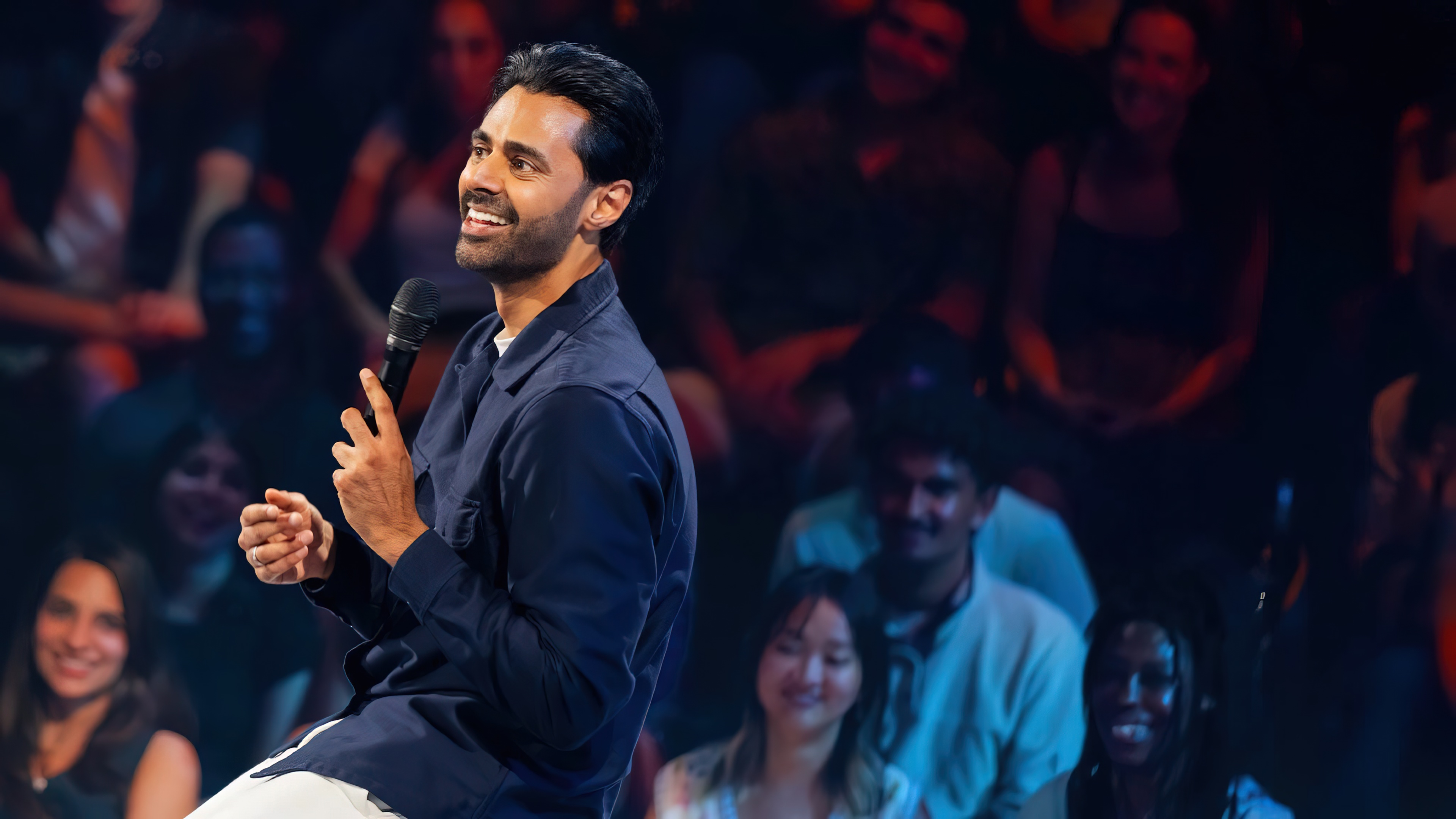 Hasan Minhaj Off with His Head (2024) ฮาซัน มินฮาจญ์ ไปพร้อมหัว 